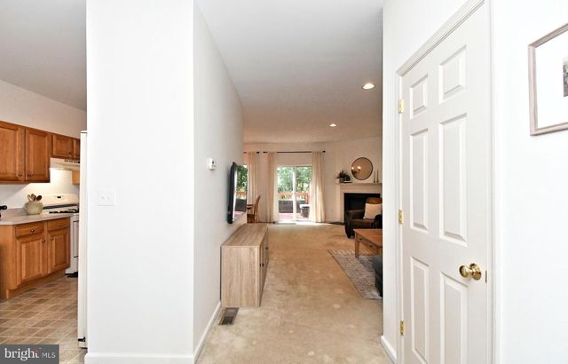 947 SHENKLE DR, Collegeville, PA 19426