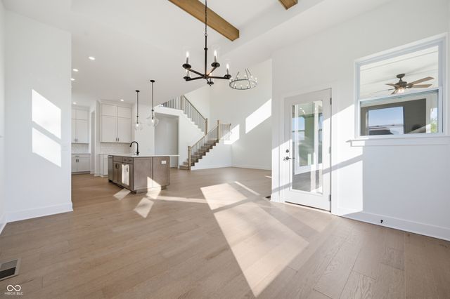 19613 Wood Farm Place, Westfield, IN 46074