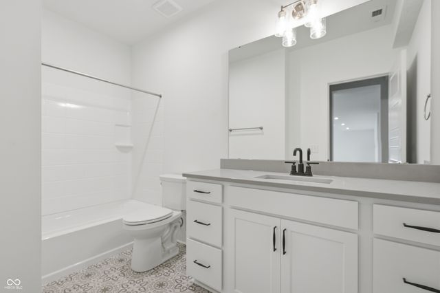 19613 Wood Farm Place, Westfield, IN 46074