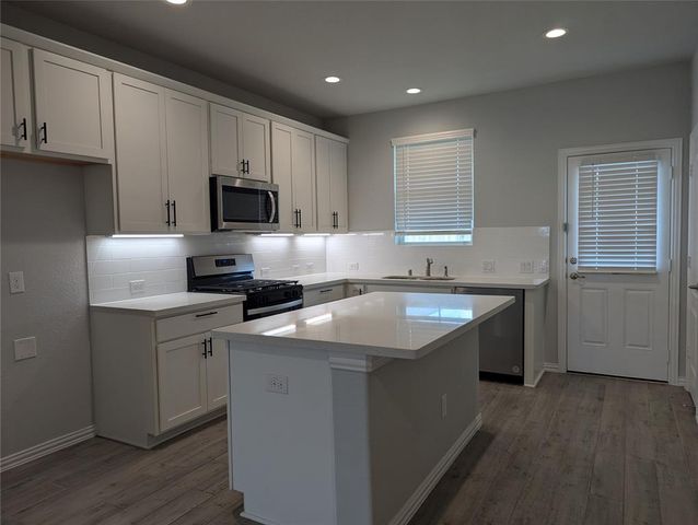 10323 Birch Peak Drive, Rosharon, TX 77583