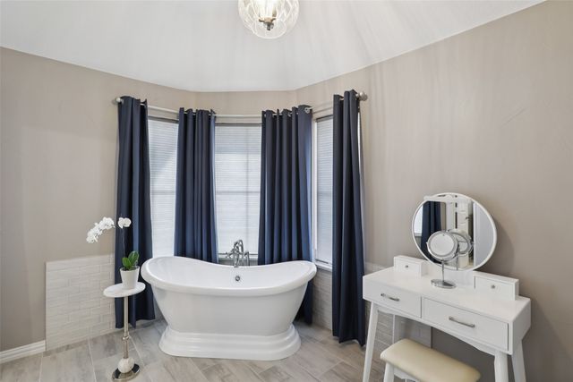 2913 Moss Creek Court, Mckinney, TX 75072