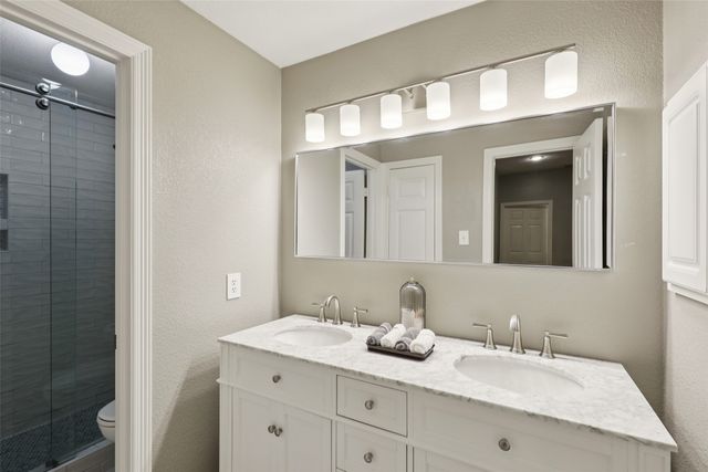 2913 Moss Creek Court, Mckinney, TX 75072