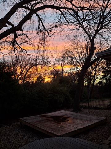 2913 Moss Creek Court, Mckinney, TX 75072