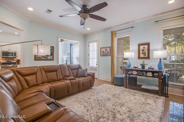 19713 Savannah Street, Biloxi, MS 39532