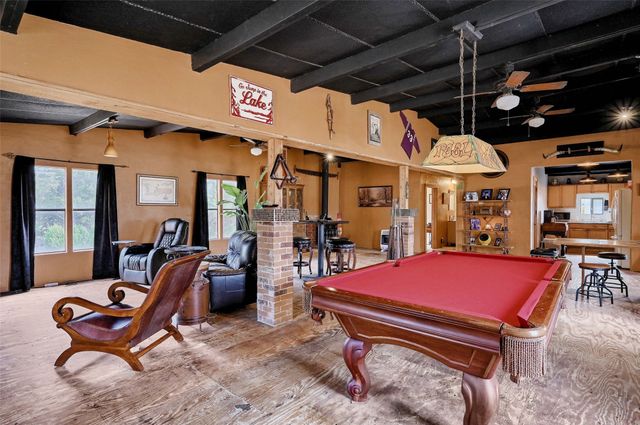 2447 Cemetery Road, Pottsboro, TX 75076