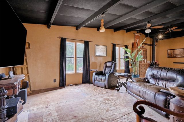 2447 Cemetery Road, Pottsboro, TX 75076