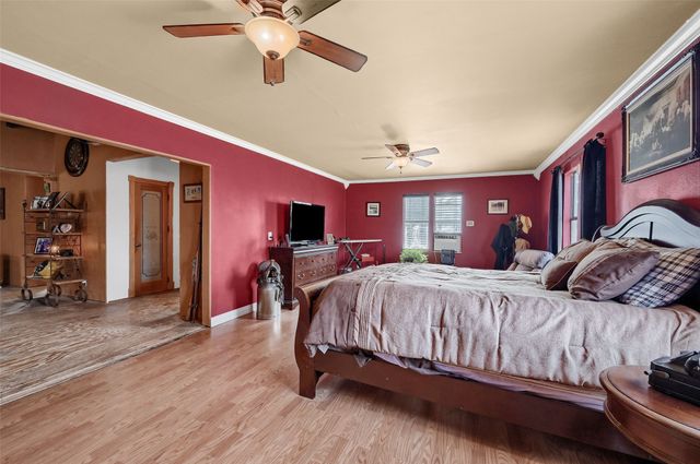 2447 Cemetery Road, Pottsboro, TX 75076