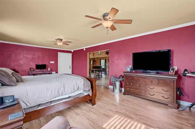 2447 Cemetery Road, Pottsboro, TX 75076