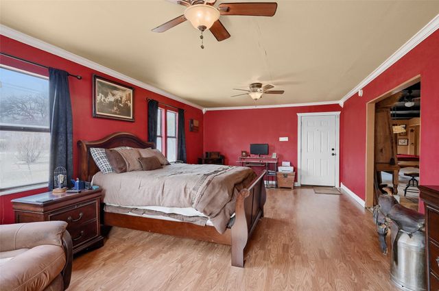 2447 Cemetery Road, Pottsboro, TX 75076