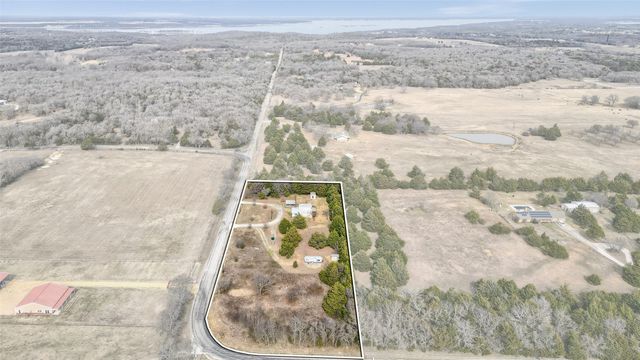 2447 Cemetery Road, Pottsboro, TX 75076