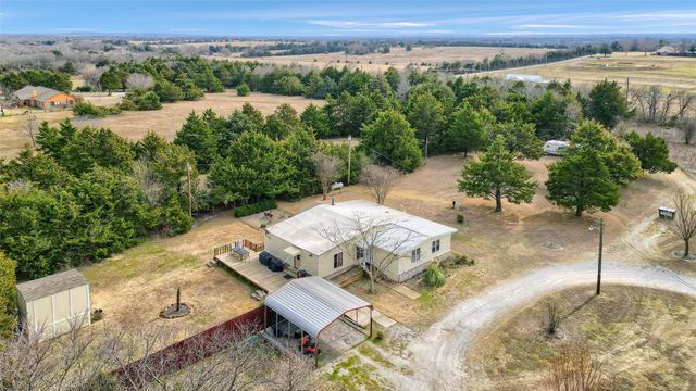 2447 Cemetery Road, Pottsboro, TX 75076