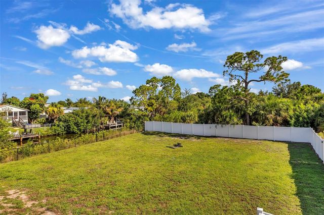 3129 BANYAN WAY, Punta Gorda, FL 33950