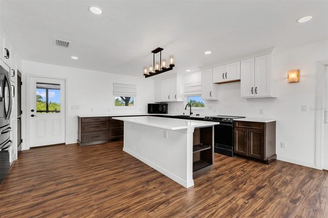 3129 BANYAN WAY, Punta Gorda, FL 33950