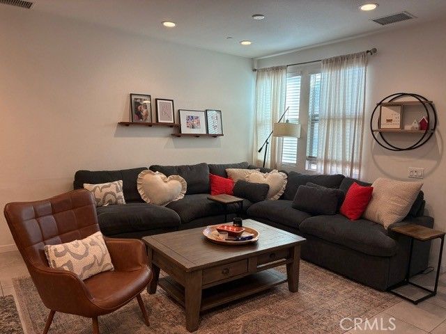 2625 Verna 104, Corona, CA 92883