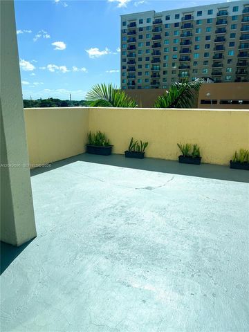 117 NW 42nd Ave 506, Miami, FL 33126