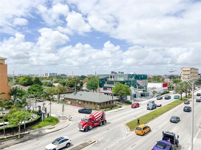 117 NW 42nd Ave 506, Miami, FL 33126