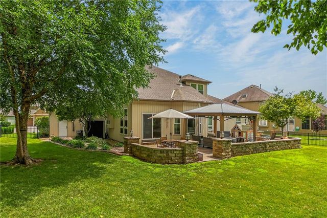 2529 SW Kristin Drive, Lee's Summit, MO 64082