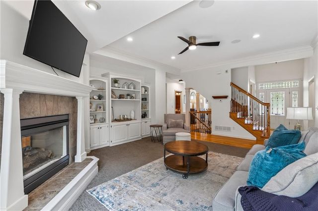 2529 SW Kristin Drive, Lee's Summit, MO 64082
