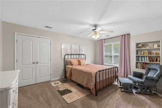 2529 SW Kristin Drive, Lee's Summit, MO 64082