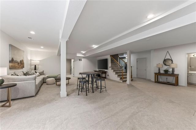 2529 SW Kristin Drive, Lee's Summit, MO 64082