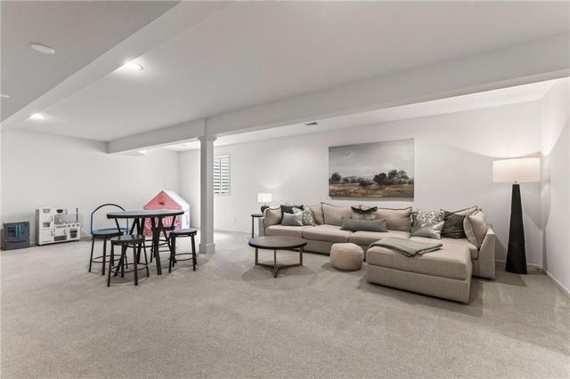 2529 SW Kristin Drive, Lee's Summit, MO 64082