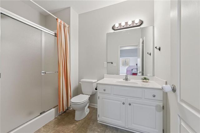 2529 SW Kristin Drive, Lee's Summit, MO 64082