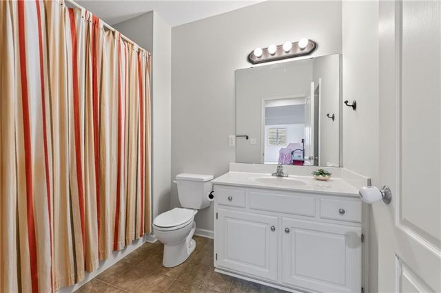2529 SW Kristin Drive, Lee's Summit, MO 64082