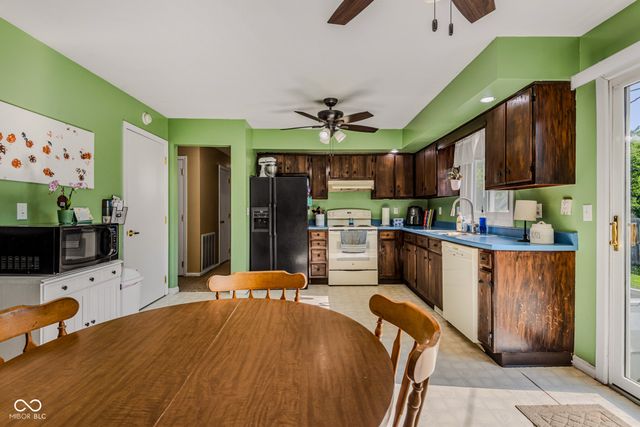1921 Lockerbie Drive, Columbus, IN 47203