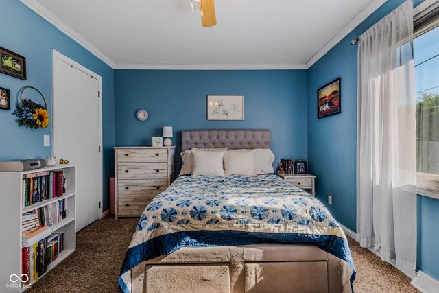 1921 Lockerbie Drive, Columbus, IN 47203