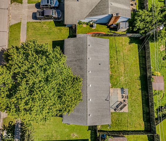 1921 Lockerbie Drive, Columbus, IN 47203