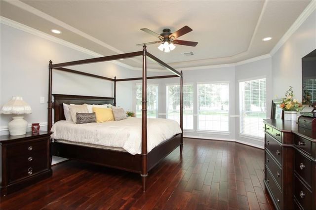 30434 E Legends Trail Drive, Spring, TX 77386