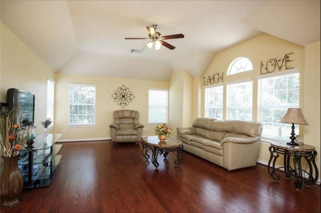 30434 E Legends Trail Drive, Spring, TX 77386