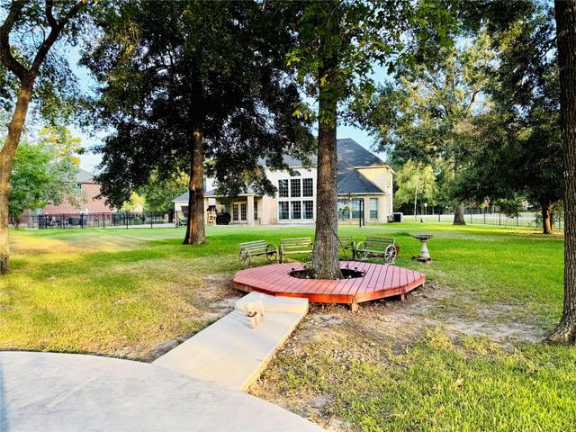 30434 E Legends Trail Drive, Spring, TX 77386