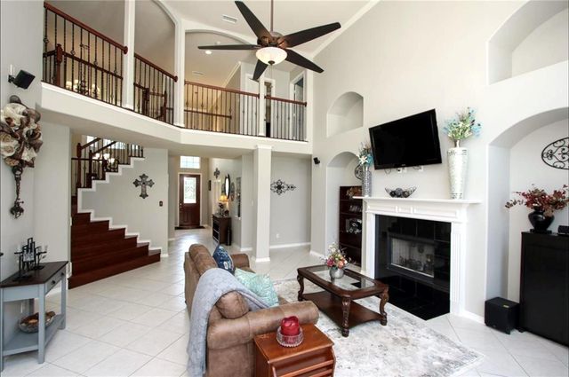 30434 E Legends Trail Drive, Spring, TX 77386