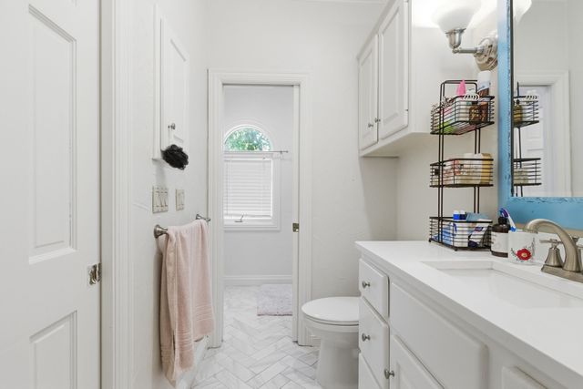 605 Shady Brook Court, Southlake, TX 76092