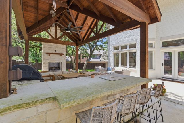 605 Shady Brook Court, Southlake, TX 76092