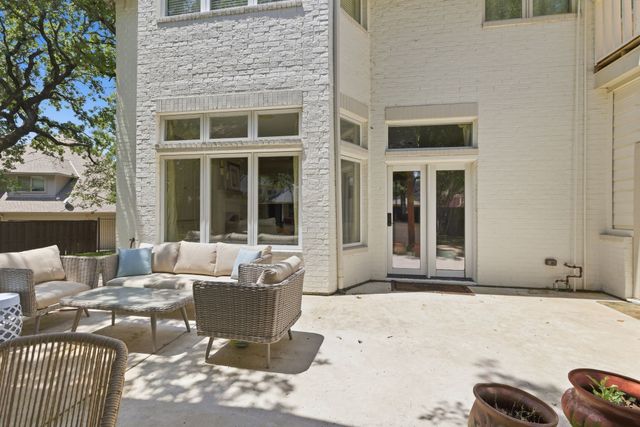 605 Shady Brook Court, Southlake, TX 76092