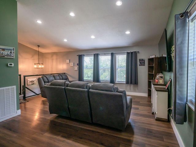 284 Sweetsprings Road, Madisonville, TN 37354