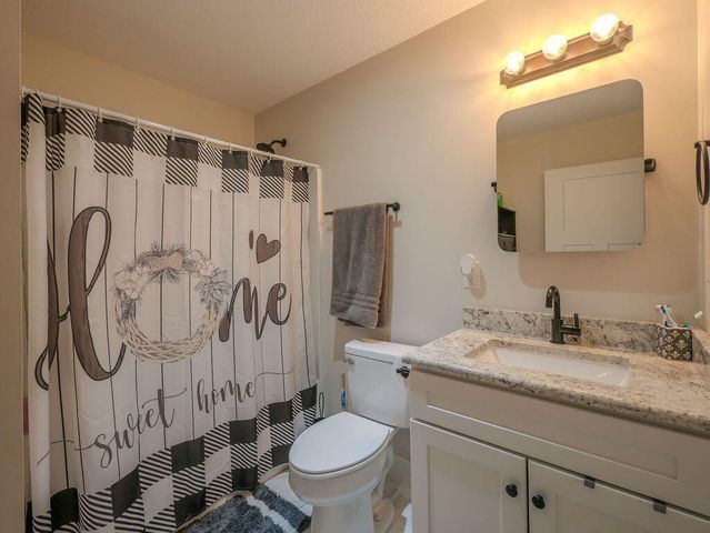 284 Sweetsprings Road, Madisonville, TN 37354