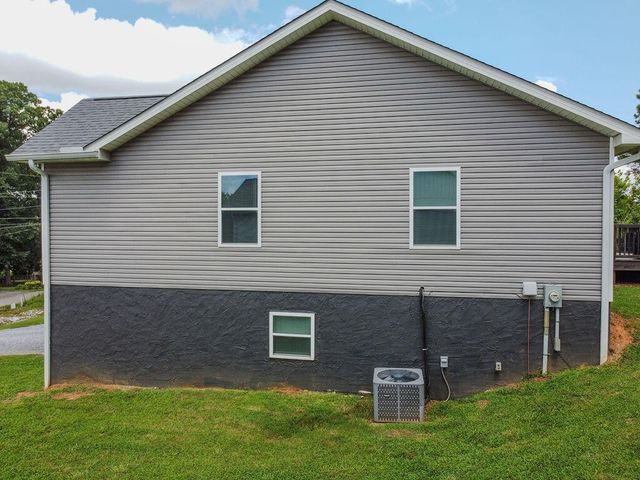 284 Sweetsprings Road, Madisonville, TN 37354