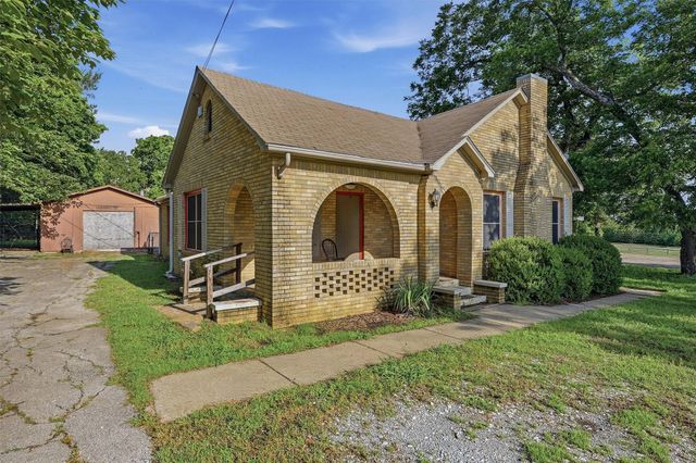 2912 W Morton Street, Denison, TX 75020