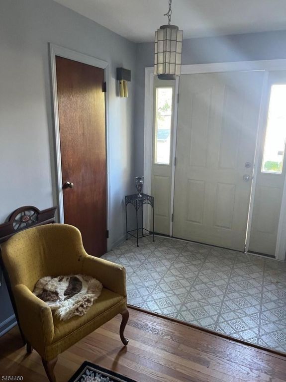 20 Mitchell Ave, West Caldwell Twp., NJ 07006 — photo 2