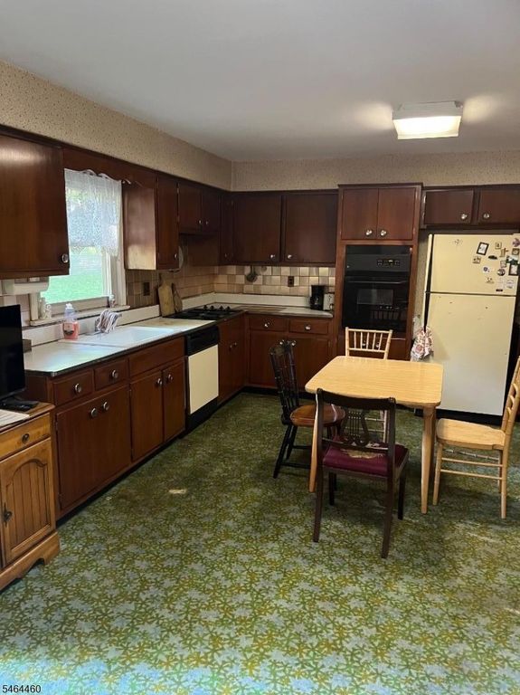 20 Mitchell Ave, West Caldwell Twp., NJ 07006 — photo 5