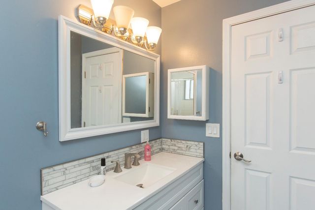 1709 Brenda Way, Turlock, CA 95382