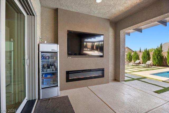 2803 Candelaria Drive, Henderson, NV 89074