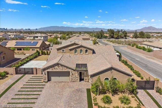 2803 Candelaria Drive, Henderson, NV 89074