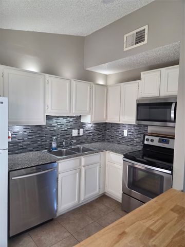 9977 Pack Saddle Trail, Fort Worth, TX 76108
