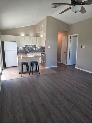 9977 Pack Saddle Trail, Fort Worth, TX 76108
