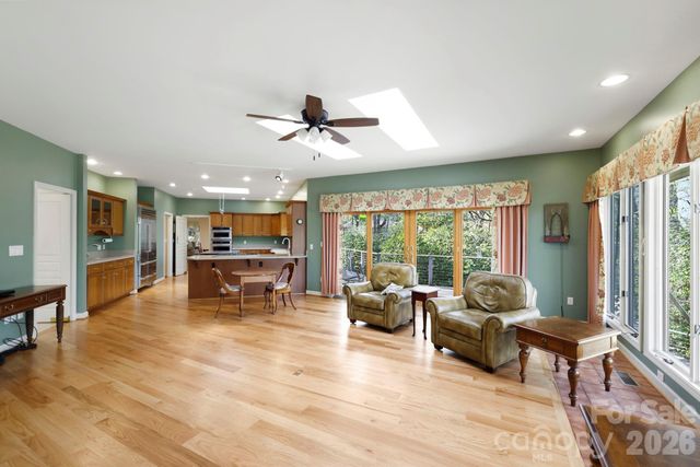100 Elmridge Drive, Flat Rock, NC 28731