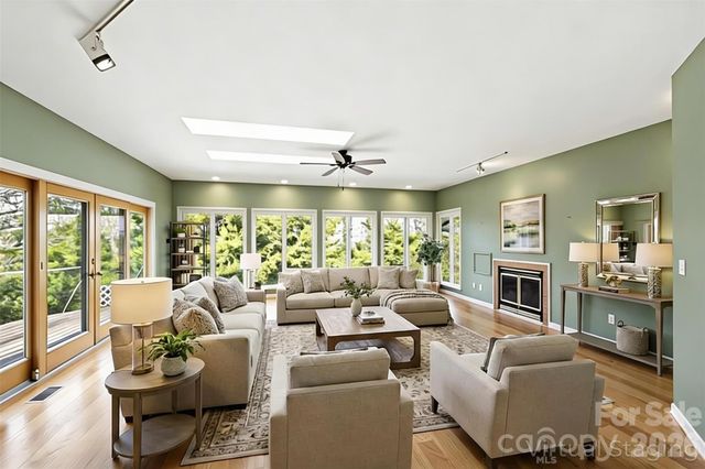 100 Elmridge Drive, Flat Rock, NC 28731